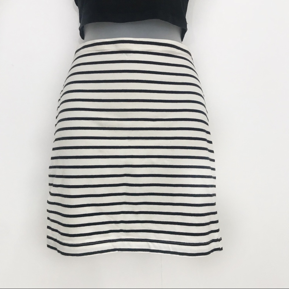 h&m black and white stripe pencil skirt_2